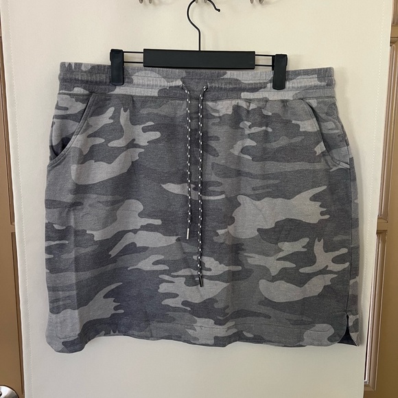 Maurice’s Womens XL Camo Casual Skirt - Picture 3 of 7